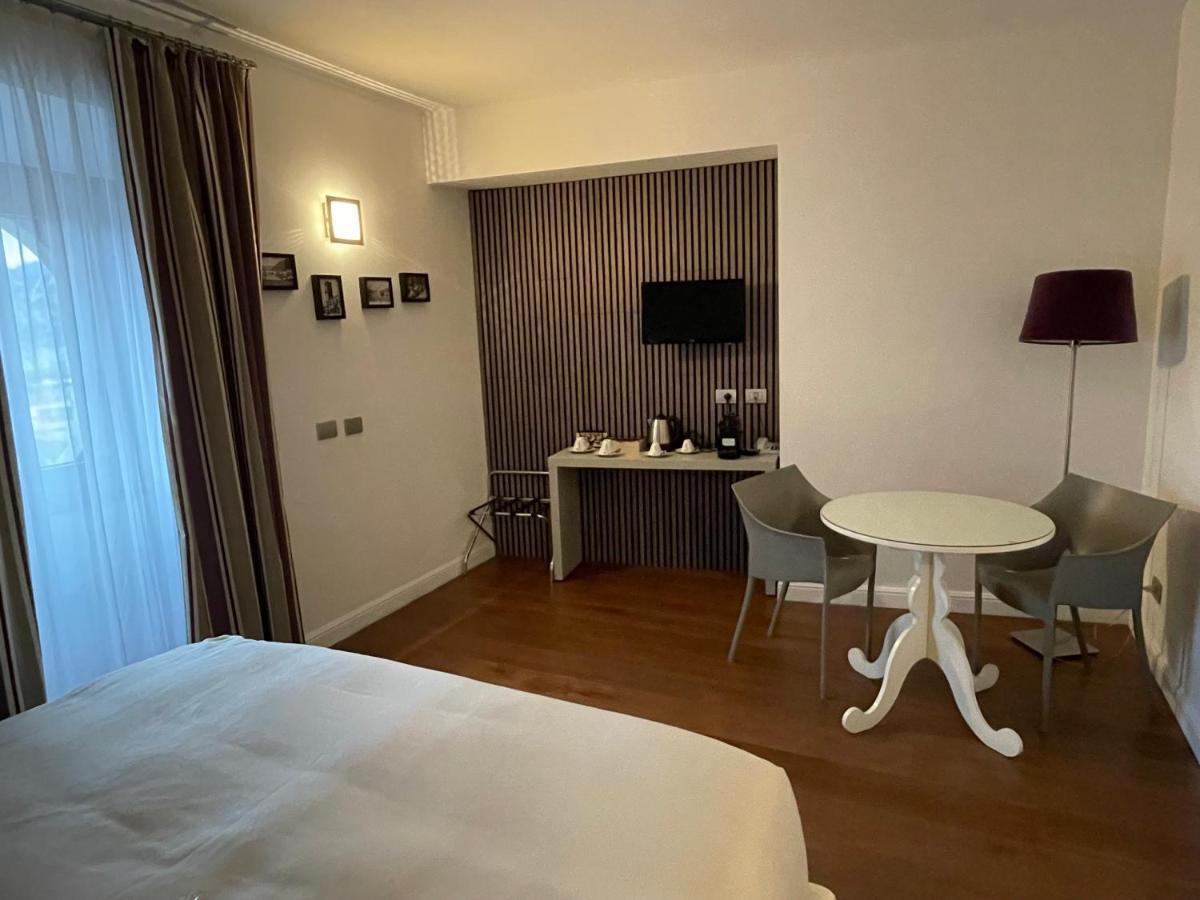 Il Vecchio Borgo Relais Como Exterior foto